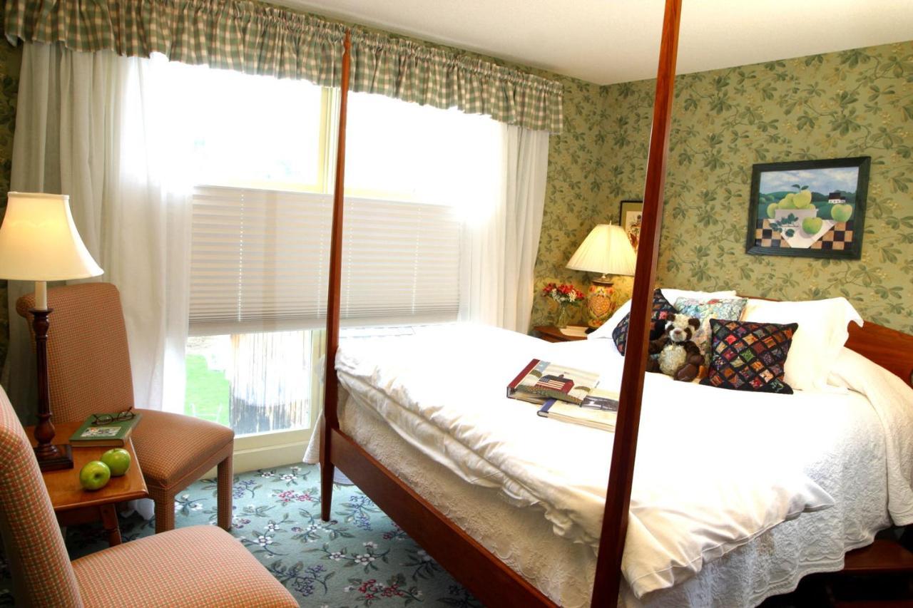 Three Mountain Inn Jamaica エクステリア 写真